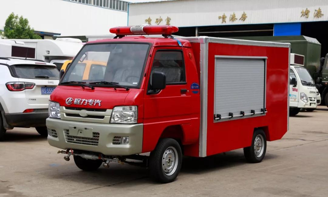 程力新能源人工智能搶險(xiǎn)救援車首批訂單圓滿交車，為國家電網(wǎng)提供一流產(chǎn)品